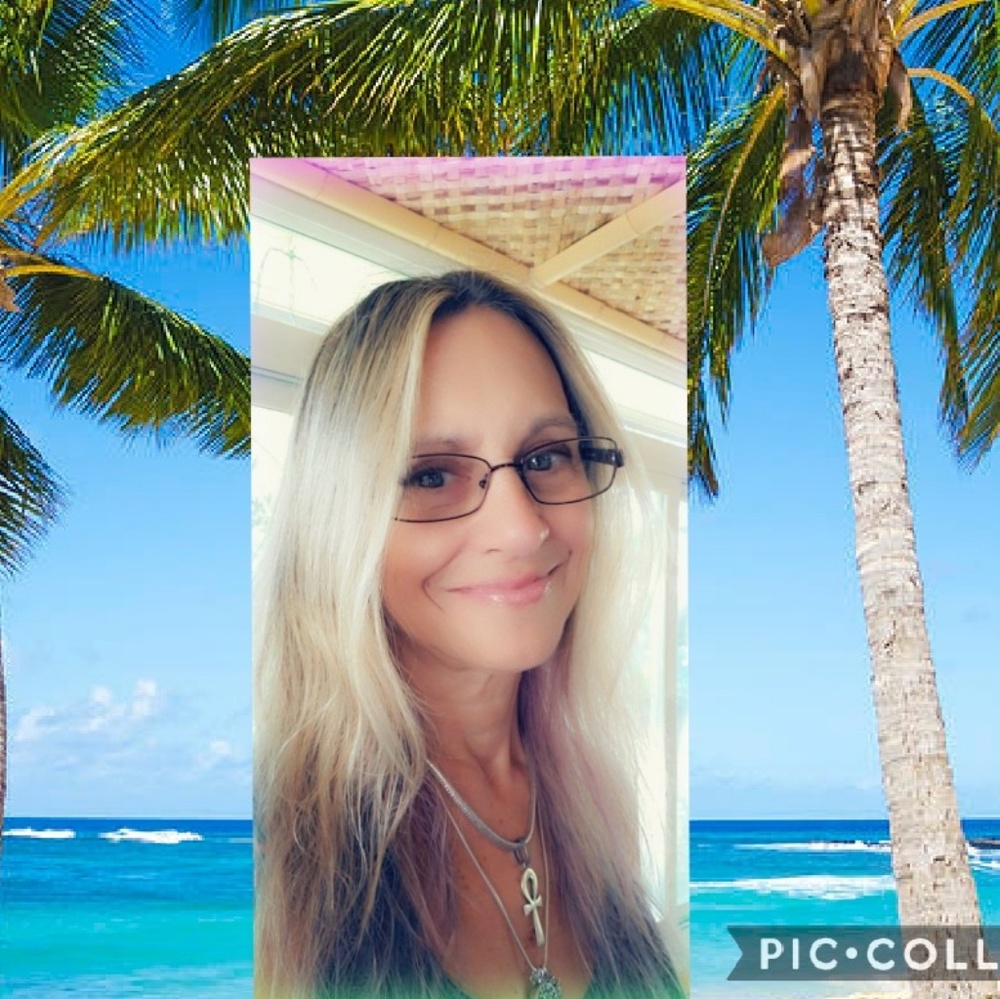 Meet your Posher, Stacey